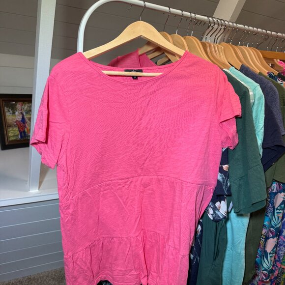 Nursing Queen Maternity/Nursing Shirt - Picture 4 of 6